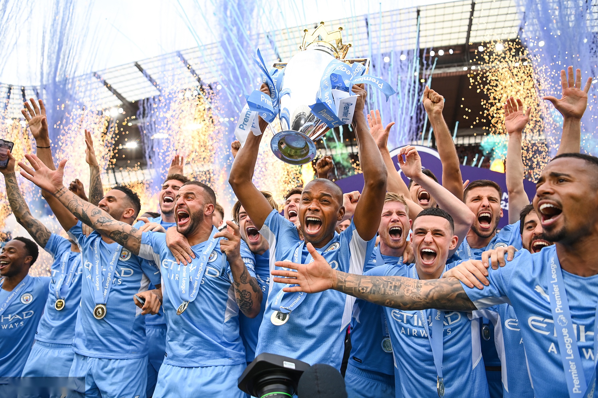 要完成转型 要完成转型